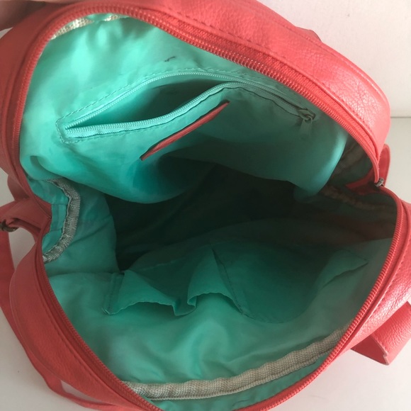 Bags - Picture 2 of 6